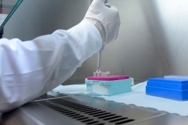 CORONAVIRUS: EL LABORATORIO DEL PENNA AÚN NO ANALIZA LAS MUESTRAS