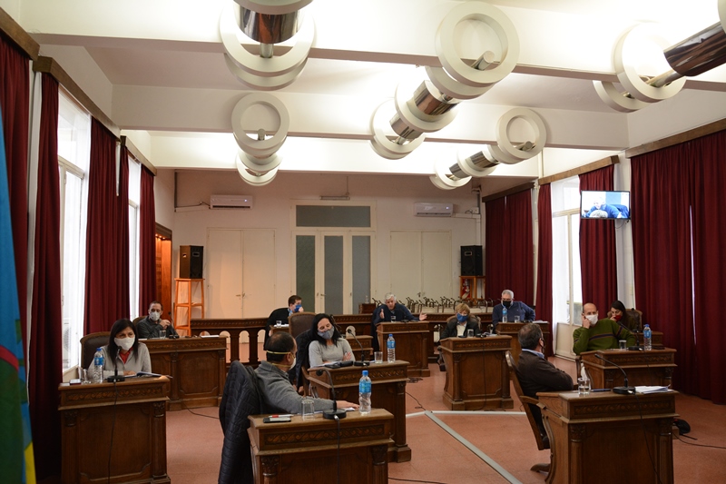 Hubo debate por la Ley Provincial de Cooperadoras Escolares