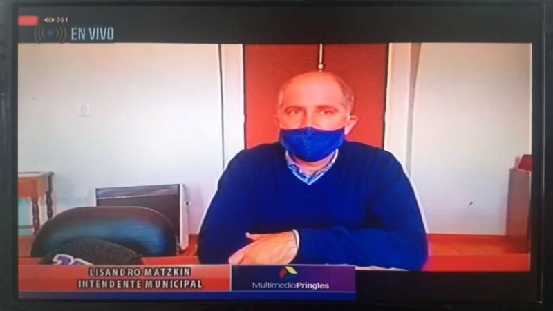 “EL PACIENTE SE ENCUENTRA BIEN Y AISLADO JUNTO A OTRAS 6 PERSONAS MÁS”