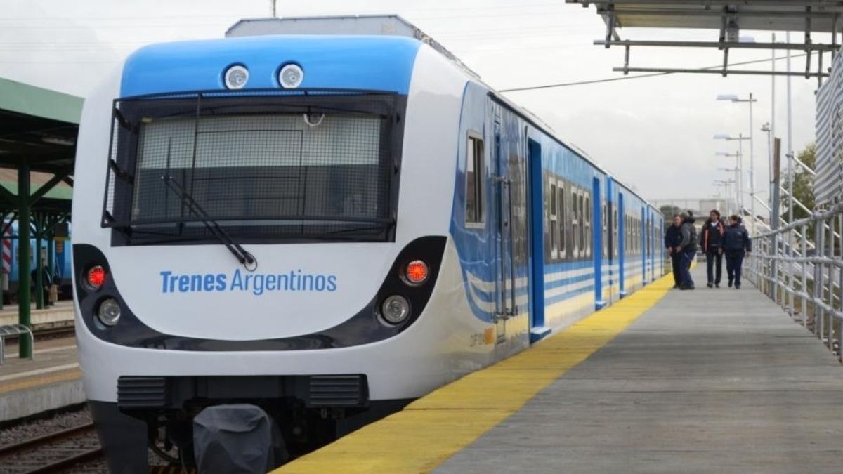 CUARENTENA: LOS TRENES DE LARGA DISTANCIA Y REGIONALES ESTÁN SUSPENDIDOS