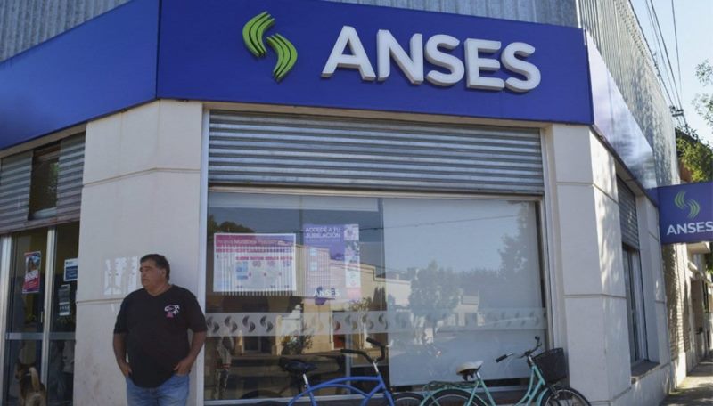 ANSES ESTABLECIÓ UN CRONOGRAMA DE PRE- INSCRIPCIÓN PARA COBRAR EL INGRESO FAMILIAR DE EMERGENCIA
