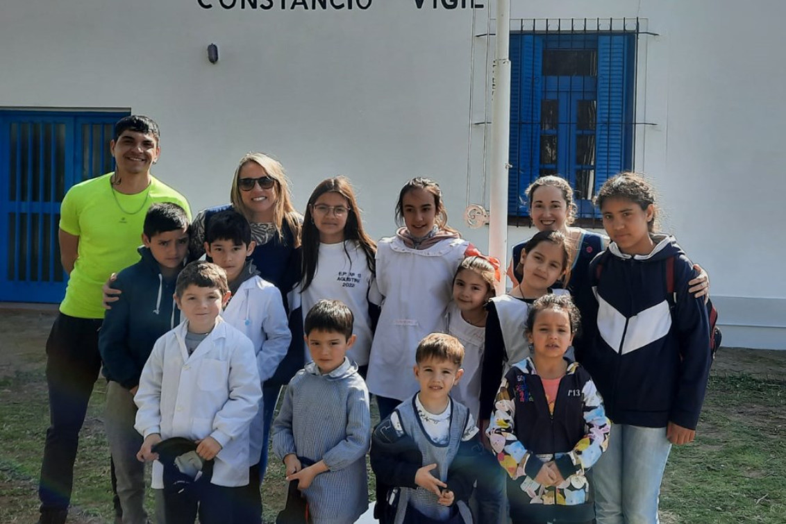 “LA COMUNIDAD DE LA ESCUELA, SE ENCUENTRA MUY ENTUSIASMADA CON LOS FESTEJOS DEL CENTENARIO