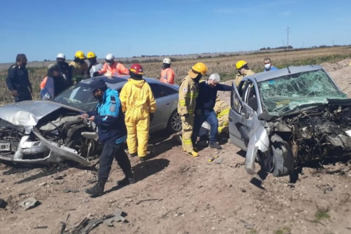 Un policía que prestaba servicio en Pringles falleció, tras colisionar frontalmente en la RutaNº 51