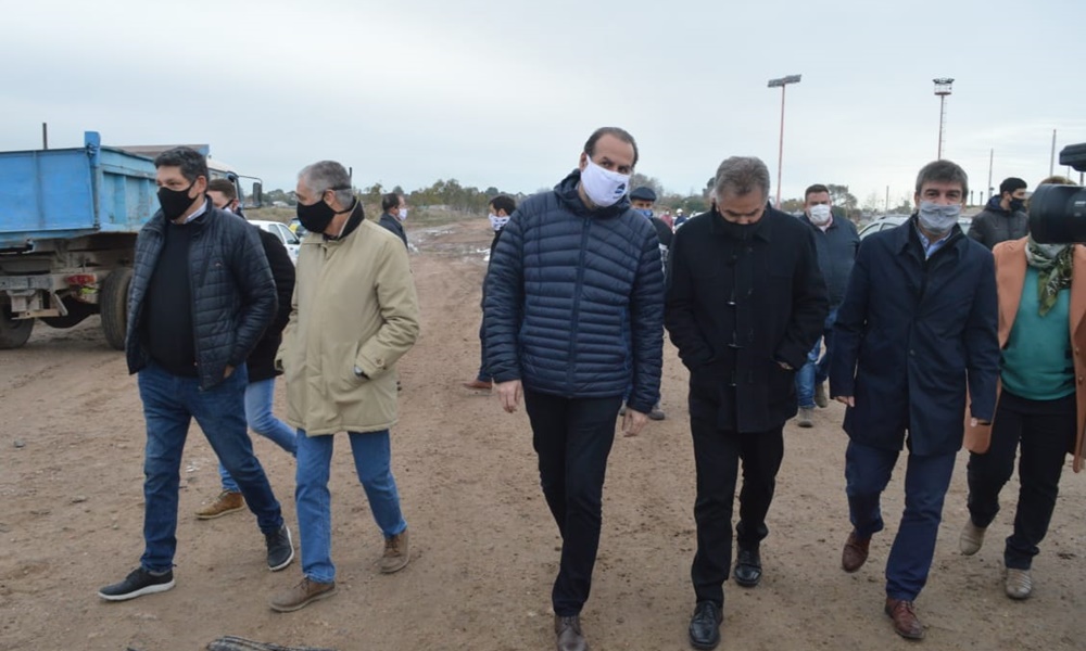 Bahía Blanca: Además de Gay, aislarán a 8 funcionarios por el caso del periodista contagiado