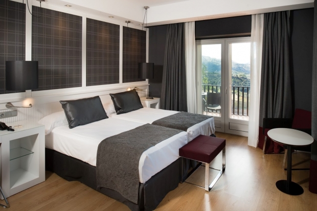 No habrá límites en la capacidad hotelera, pero no se podrán alojar grupos de amigos