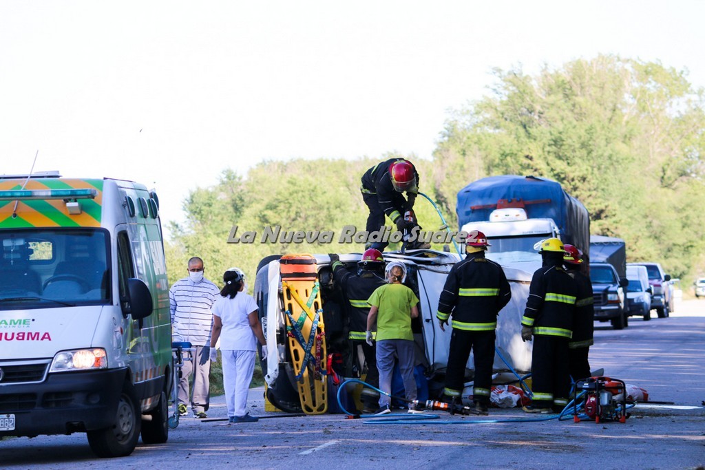 RUTA 85: Volcó un utilitario en dirección a Pasman