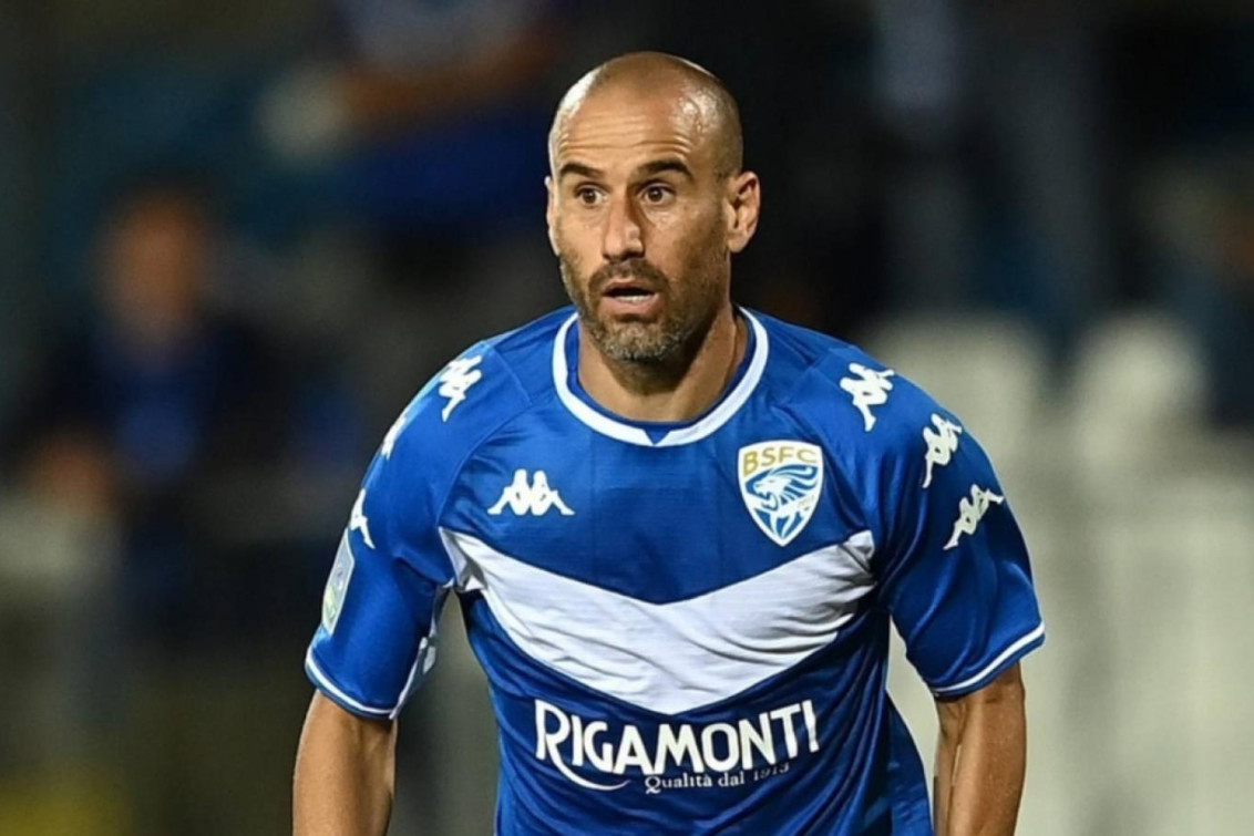 A los 40 años, se retiró del fútbol el delantero bahiense Rodrigo Palacio