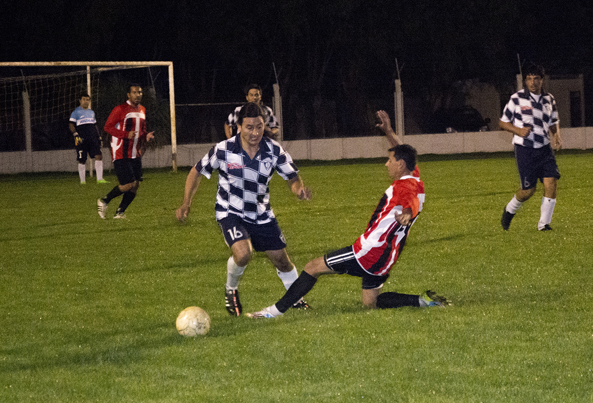 Los Veteranos piden cancha