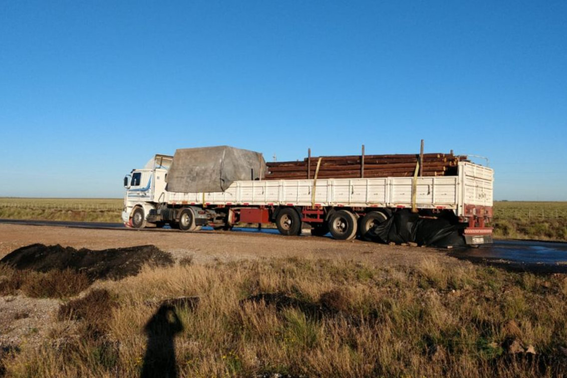 Tragedia en la ruta 33: un camionero atropelló y mató a un banderillero