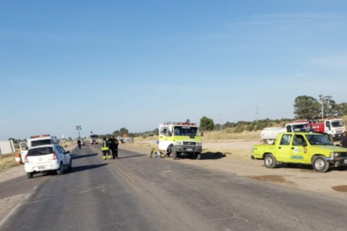 Ruta 33: tras el incendio de un camión con metanol, se levantó el corte