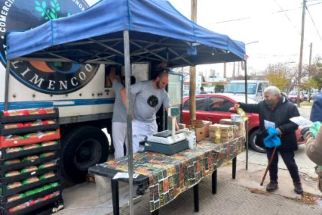 Hoy visita la ciudad el Camión de la Economía Popular