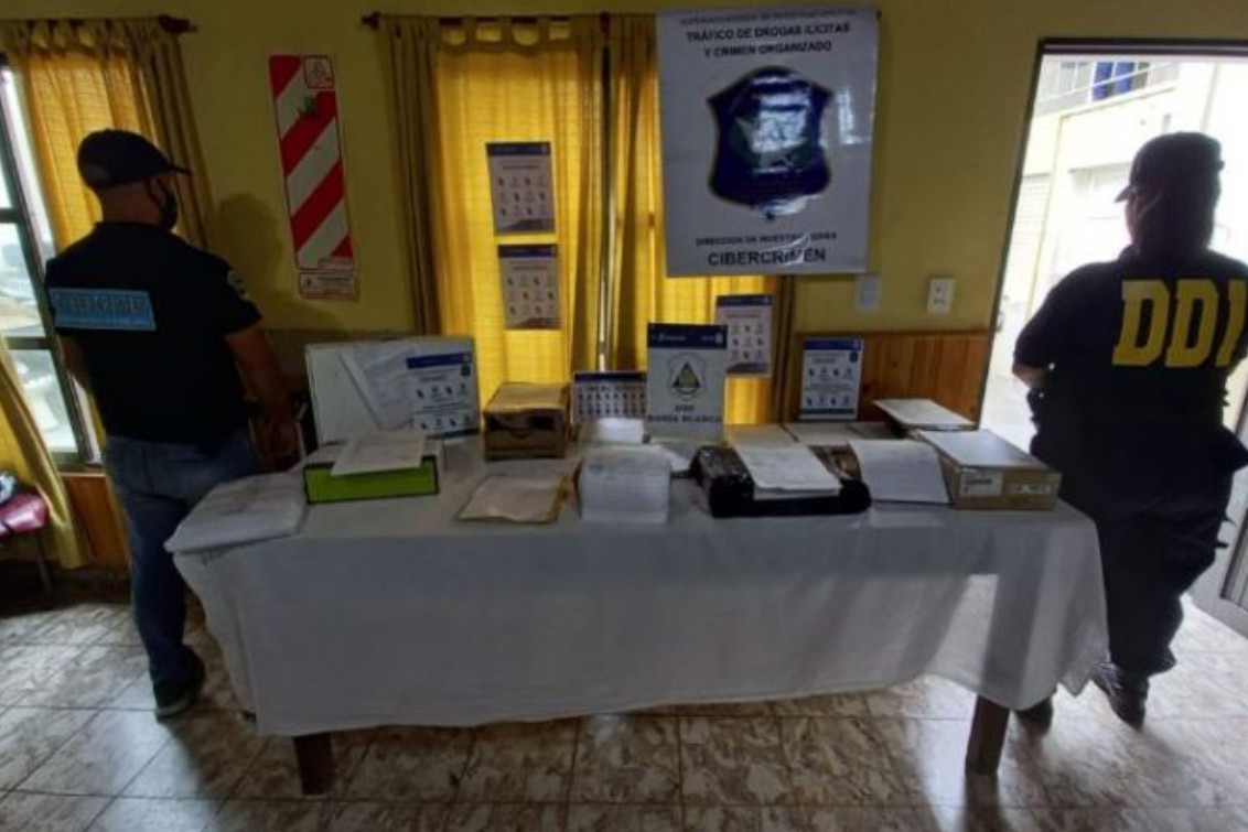 Allanamientos en Bahía y la zona por producción y distribución imágenes de contenido sexual infantil