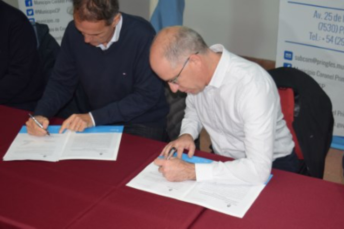  Katopodis firmó importante convenio con el Intendente Matzkin